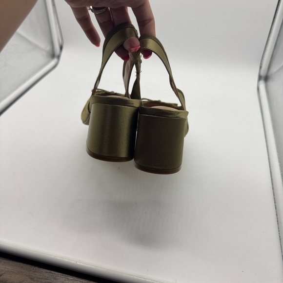 Anthropologie Maeve Satin Slingback Heels Gold Bow Size 38 - Picture 11 of 14